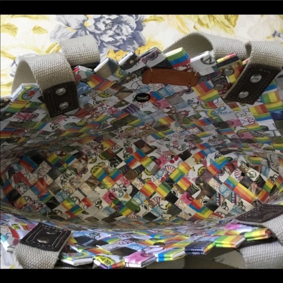 Nahui Ollin candy wrapper Peace & Love Pattern with storage bag - Picture 5 of 8